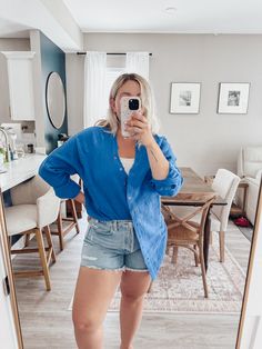 Bold blue buttondown, slightly oversized, and made of airy gauze material. Perfect as a cover-up or for a casual look. The In The Blue Buttondown adds a touch of playfulness to any outfit!