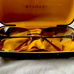 Great Addition To Your Luxury Collection!! These Vintage Rimless Bvlgari Gradient Lenses In Rose Are An Amazing Statement Piece For Outdoor And Indoor Events And Are A Fraction Of The Cost Of Comparable Cartier Style!! <3 Bvlgari Sunglasses Women 2022, Frameless Sunglasses, Indoor Event, Luxury Collection, Cartier, Sunglasses Accessories, Statement Pieces, Sunglasses Case, Brown And Grey