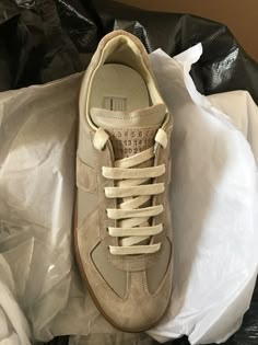 Margiela Replica, Margiela Shoes, Fresh Shoes, Hype Shoes, Shoe Inspo, Streetwear Men, Swag Shoes, Streetwear Men Outfits, Perfect Shoes