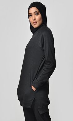 Perfect For Your Everyday Halter Neck High Low Style with slits Includes both side pockets Full Sleeves FABRIC: Fleece CARE: Machine wash cold Long Sleeve Athleisure Top With Side Pockets, Long Sleeve Tops With Side Pockets For Athleisure, Athleisure Long Sleeve Top With Side Pockets, Solid Long Sleeve Activewear With Pockets, Sporty Long Sleeve Tops With Side Pockets, Winter Long Sleeve Activewear With Side Pockets, Stretch Long Sleeve Activewear With Side Pockets, Long Sleeve Gym Activewear With Pockets, Long Sleeve Activewear With Pockets For Gym