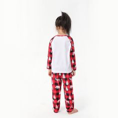 The elegant design is inspired by Christmas. This family-friendly pajama set includes a long-sleeved T-shirt and pants with a classic Christmas pattern. These pajamas are perfect for Christmas parties.The ideal style for the whole family. Pajama suits are available for adults, children, and dog, which can be perfectly matched with photos. Specifications: Very soft and comfortable. Made of soft and durable material. Excellent elasticity provides a perfect fit, does not irritate the skin, is breat White Long Sleeve Christmas Sets, Casual Christmas Sleepwear, Casual Long Sleeve Christmas Sets, Casual Christmas Sleepwear For Home, Holiday Long Sleeve Sleepwear For Pajama Party, Matching White Christmas Sleepwear, White Family Matching Christmas Sleepwear, White Matching Christmas Sleepwear, Family Matching White Christmas Sleepwear