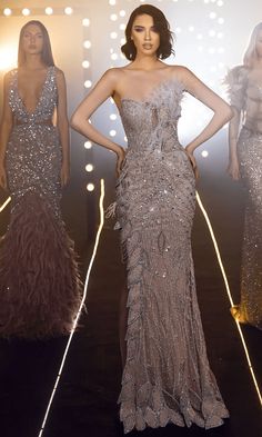 Chic and Holland HF110173 - Feather Fringed Evening Dress Feather Dress Couture, Jessica Alba Dress, Formal Gala Dress, Gold Chic, Red Carpet Event, Mermaid Skirt, Feather Design, Gala Dresses, Dress 16