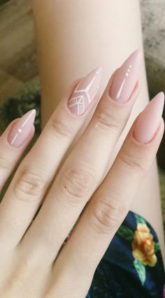 Neutral Nail Art Designs, Neutral Nail Art, Flare Nails, Chic Nail Art, Stiletto Nail Art, Cute Nail Art Designs, Nails Natural, Super Nails, Latest Nail Art