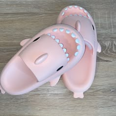 These Are 5.5 Pink Baby Shark Slides From Shein Never Been Worn Got The Wrong Size,Literally Feels Like Your Walking In Clouds Shark Slides Pink, Cute Pink Stuff Aesthetic, Cute Sliders, Cute Pink Sandals With Soft Sole, Things You Need To Buy, Pink Stuff Girly, Shein Products, Shark Slides, Shark Shoes