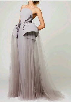 Evermore Fashion, Drag Queen Outfits, Clothing Pattern Design, Fashion Model Poses, Moroccan Fashion, Womenswear Fashion, Elegant Dresses For Women