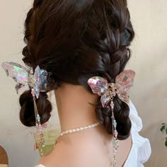 Crystal Butterfly Hair Clip Size：8.5CM×5CM Tassel 15CM Butterfly Hairstyle, Clip Hairstyles, Dr Wardrobe, Butterfly Hair Clip, Crystal Butterfly, Butterfly Hair, Aesthetic Hair, Cute Hair, Hair Designs