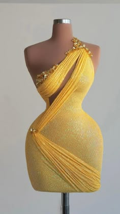 Same But Different, Runway Gowns, Cocktail Mini Dress, Womens Wedding Dresses, Yellow Short, Cocktail Party Dresses