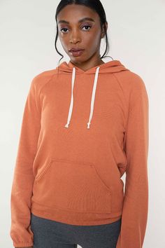 Rudy, by Seamwork Comfortable Hooded Sweatshirt With Drawstring, Everyday Sweats With Drawstring Hood, Everyday Hoodie Sweats With Drawstring, Sporty Relaxed Fit Sweater With Kangaroo Pocket, Sporty Sweater With Kangaroo Pocket And Relaxed Fit, Everyday Fleece Sweats With Drawstring Hood, Cozy Sweatshirt With Kangaroo Pocket For Loungewear, Comfortable Sweats With Drawstring Hood, Comfortable Everyday Hoodie With Drawstring