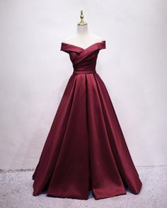 Prom Dresses Long Elegant, Formal Wedding Party, Burgundy Prom, Evening Dress Long, Shiny Dresses, Burgundy Prom Dress, Elegant Prom Dresses, Long Evening Gowns, Cute Spring Outfits