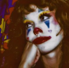 Girl with clown makeup aesthetic icon, wallpaper   https://youtu.be/w-nxsAGjrK4  #girlwithclownmakeup #clowngirlmakeup #clown #clowncore #clownaesthetic #aesthetic #icon #wallpaper Alternative Reference Photo, Clown Background Aesthetic, Circus Clown Aesthetic, Art The Clown Pfp, Dark Clown Aesthetic, Pink Clown Aesthetic, Clown Girl Aesthetic, Pfp Clown, Aesthetic Clown Makeup