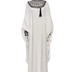 Julia Clancey White Silk Caftan Dress. Long Sleeve With Crew Neck. Size: Size Tag Missing, But Fits A Large. Measurements; * Bust: 52" * Waist: 50" * Hip: 54" * Length: 45" Material: Silk Julia Clancey, Caftan Dress, White Silk, Colorful Dresses, Crew Neck, Maxi Dress, Silk, Womens Dresses, White