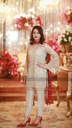 Weading Dress, Asian Wedding Dress Pakistani, Red Bridal Dress, Red Clothes, Mehendi Outfits, Kurti Pant