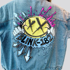 Vintage back print denim jacket online—excellent women's jean jacket from the 2023 Spring-Summer Collection. Urban-style trend lets you focus on individualism and not strictly on current fashion trends. It allows people to experiment with different looks and styles and showcase their personalities. The street-trend also lets you create an outfit that is unique and expresses your style.Painted denim adds a unique flair to any look. It features intricate designs and patterns painted directly onto Retro Denim Jacket With Graphic Print For Streetwear, Artistic Graphic Print Denim Jacket For Streetwear, Spring Streetwear Denim Jacket With Graffiti Print, Painting Jacket, Grunge Denim Jacket With Graphic Print, Denim Painting, Oversized Y2k, Iconic Y2k, Artistic Fitted Hand-painted Denim Jacket