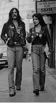 Gaye Advert, Punks 70s, 1970s Punk, Punk Rock Style, 70s Punk, 80s Punk, Estilo Hippy