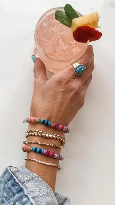 The MBxSD On the Mark Slider Bracelet is the perfect addition to your summer arm parties 💫 

stelladot.com/p/maya-brenner-on-the-mark-slider-bracelet-gold Stella Dot Style, Slider Bracelet, Arm Party, Dot Jewelry, Drink Me, Shop Jewelry, Stella And Dot, Boutique Jewelry, Minimalist Jewelry