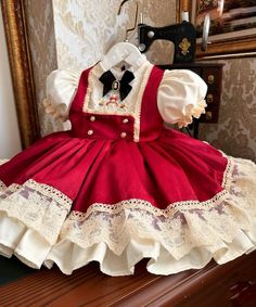 Birthday Dress Kids, Alternative Baby Clothes, Victorian Children's Clothing, Vintage Baby Dress, Kids Christmas Dress, Rococo Dress, Style Birthday, Birthday Girl Dress, Special Occasion Dress