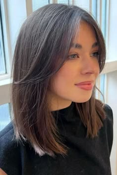 soft blunt cut for thin hair Bob Lung, Haircuts For Medium Length Hair, Shoulder Length Hair Cuts, Hair 2024, Haircuts Straight Hair, Haircuts For Medium Hair, Penteado Cabelo Curto, Medium Hair Cuts, Shoulder Length Hair