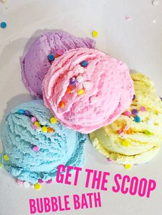 Adorable bubble bath ice cream scoops! They smell amazing and make a fun gift! Bubble Bath Scoops Diy, Diy Bath Bombshell, How To Make Bath Bombshell, Whipped Bath Soap, Bath And Body Gift Set, Soft Soap, Slimy Slime, Bath Bomb Water