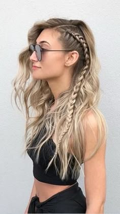 Headband Trend, Trend Hairstyles, Long Hair Do, Fancy Hair, Glitter Eyeliner