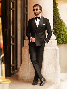 Tuxedo For Men Wedding Classy Black, Classic Wedding Suits For Men, Wedding Black Suits Groom, Wedding Suit Double Breasted, Double Breasted Tuxedo Men Wedding, Texudo Suit For Men, Black On Black Suit Men, Black Tuxedo For Men Wedding, Men’s Tuxedo