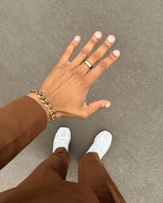 Ring Hands Aesthetic Men, Gold Jewelry Aesthetic Black Man, Man Hands, Male Hands, Men Care, Men's Outfits