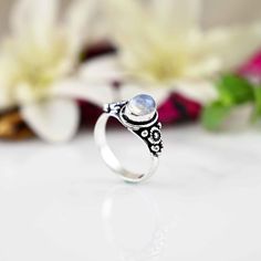 》D E T A I L S《 ✦Stone :- Moonstone ,  ✦Stone Size:-5x7 MM, ✦Stone Shape:- Oval ✦Stone Type:- Natura ✦Metal:-  Silver ✦Purty:- 925 Sterling Silver ✦Weight:-3 Gram (Approx) ✦Ring Size:- All Size Available 》C U S T O M I Z E O R D E R《 We accept custom and personalized order. It can be change in the gemstone, earring design and earring size. Please send us message if you are interested in a custom creation. 》 P A C K A G I N G 《 Your jewelry will be nicely packaged. If one or more items are gifts, please leave us a note at checkout and we'll pack them separately. We would be happy to send your personal note with it. 》 O U R Q U A L I TY 《 Product made  with pure 925 silver and nickel free. Sterling Silver jewelry is water safe. 》 Important information 《 ✪ My customer service is available 7 d Ring Double Band, Sterling Silver Rings Boho, Oval Stone Ring, Double Band Ring, Simple Band, Fancy Gifts, Blue Stone Ring, Moonstone Stone, Ring Simple