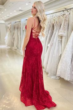 Make a breathtaking entrance with "Elsa," a red lace Mermaid-style prom dress that's the epitome of allure and sophistication. The dress's rich red color and luxurious lace fabric create an unforgettable look. Its floor-length design, accompanied by a sweep train, adds a touch of drama, perfect for a memorable prom night. The Elsa features a V-neckline, adding a classic touch to its modern silhouette. Sleeveless and designed with a crisscross-back, this gown combines comfort with elegance, ensur Lace Mermaid Prom Dress, Mermaid Style Prom Dresses, Uzun Boy, Red Lace Prom Dress, Mermaid Prom Dresses Lace, Mermaid Prom Dress, Prom Ideas, Red Evening Dress, Mob Dresses