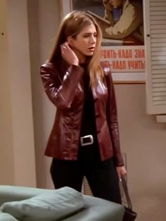 90s Working Women Style, Rachel Green Fashion Aesthetic, Jennifer Aniston Style 90s Fashion, Jen Aniston Outfits, Rachel Green Birthday Outfit, Jennifer Aniston 90s Fashion, 90s Working Woman, Jennifer Aniston Early 2000s, Tv Fashion Icons