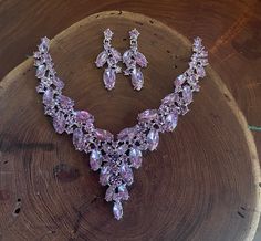 Lavender Lehenga Jewellery, Elegant Purple Rhinestone Necklace For Party, Lilac Necklace, Lavender Crystal Jewelry For Party, Pink Crystal Wedding Necklaces, Crystal Rhinestone Jewelry For Prom, Pink Crystal Wedding Necklace, Pink Crystal Necklaces For Wedding, Elegant Lavender Jewelry For Evening