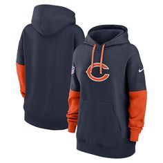 Stay stylish all season long with this Chicago Bears 2024 Sideline Essential Fleece Pullover Hoodie from Nike. The fleece lining provides exceptional warmth and comfort, making it perfect for those chilly game days on the sidelines or relaxing at home. Plus, the front pouch pocket offers a convenient spot to warm your hands or store your essentials so you can cheer on the Chicago Bears worry free. Winter Sports Fleece Sweatshirt, Winter Fleece Sweatshirt For Sports Events, Fleece Sweatshirt For Winter Sports Events, Nike Long Sleeve Hoodie For Sports Events, Nike Fleece Hooded Top, Nike Hooded Fleece Top, Nike Long Sleeve Hoodie With Moisture-wicking, Nike Athletic Heather Hoodie Sweatshirt, Nike Moisture-wicking Long Sleeve Hoodie