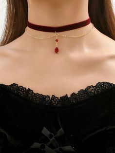 Chocker Neckless Aesthetic, Chocker Neckless, Choker Crochet, Choker Ideas, Choker Outfit, Kalung Choker, Collar Necklace Choker, Diy Choker, Chokers Necklace