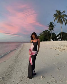 Luxury Resort Wear, Floral Slip Dress, Outfit Trends, Summer Photos, Punta Cana, Instagrammer, Summer Pictures