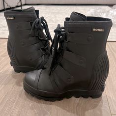 Women’s Sorel Black Wedge Rain Boots Size 5.5 Gently Used In Very Good Condition Approx 3.5 Inch Heel With A Bit Of A Platform No Rips, Tears Or Holes Ships From Smoke Free Home Womens Wedge Sneakers, Boots Diy, Sorel Joan, Black Wedge, Sorel Womens, Sorel Shoes, Wedge Sneakers, 5 Inch Heels, Womens Wedges