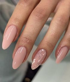 Nude Nails With Glitter, Classy Nail Designs, Nude Nail Designs, Nude Nail, Oval Nails