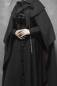 Flange Oath Punk Style Cape Black Cloak Aesthetic, Cloak Black, Long Cloak, Dance Costumes Hip Hop, One Piece Jumper, Elegant Gothic, Retro Costume, Kawaii Dress, Punk Style