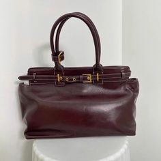 Material: Cow Bonded Leather Fabric Lining Fix Top Handle Size: 36*14*25cm (14*6*10") Can hold a 14-inch laptop Vintage Bags Outfit, Classic Burgundy Satchel With Large Capacity, Classic Large Capacity Burgundy Satchel, Luxury Burgundy Soft Leather Satchel, Burgundy Leather Satchel With Gold-tone Hardware, Elegant Burgundy Shoulder Bag With Handles, Elegant Burgundy Bags With Leather Handles, My Bag Aesthetic, Vintage Bag Outfit