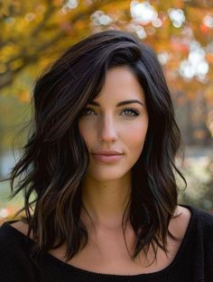 Shoulder Length Black Hair, Dark Fall Hair, Dark Brunette Hair, Wavy Hairstyle, Haircuts For Medium Length Hair, Fall Hair Color For Brunettes, Modern Fall, Glam Hair