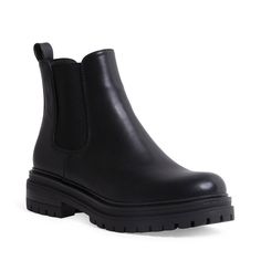 Man-made upper Man-made lining Man-made outsole 1.25 inch heel height Imported Botines Aesthetic, Old Money Capsule Wardrobe, Steve Madden Store, Steve Madden Boots, Winter Capsule Wardrobe, Trending Boots, Winter Capsule, Black Chelsea Boots, Aesthetic Shoes