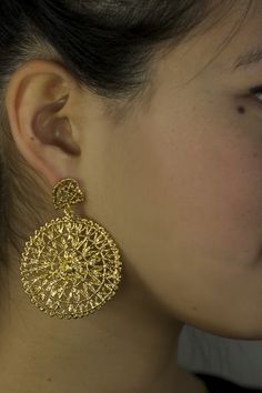 IMG_7293 Yellow Gold Filigree Earrings For Party, Yellow Gold Pierced Round Chandelier Earrings, Elegant Yellow Gold Hoop Earrings For Celebration, Yellow Gold Round Chandelier Earrings, Party Yellow Gold Filigree Earrings, Yellow Gold Earrings With Intricate Design, Luxury Filigree Earrings For Gift, Luxury Filigree Earrings Gift, Pierced Round Gold Plated Bridal Earrings