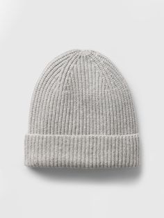 Supersoft cotton-blend ribbed knit beanie.  For more fit and sizing info, check out our Size Guide. Adjustable Cotton Hats By Gap, Winter Beanies For Women, Ribbed Knit Beanie, Plush Yarn, Everyday Luxury, Grey Beanie, Everyday Luxuries, Knit Beanie, Heather Grey