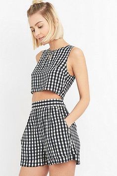 Picknick Outfits, Black Gingham, Diy Fashion Clothing, Urban Renewal, Mode Inspo, Looks Vintage, Style Chic, Co Ord, Look Fashion