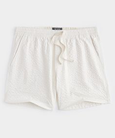 An off-duty essential that combines the polish of a dress short with the comfort of athletic wear. With pull-on styling and a softly tailored shape, this is your all-day, everyday summer short. The fabric is a unique, textured seersucker with a tonal stripe that gives it a chic, modern look. In other words, perfect for making an easy impact on hot summer days — especially when your agenda includes the 3Bs (biking, beach and BBQ). 74% Cotton, 24% Polyester, 2% Spandex 5” Inseam (Also Available in Todd Snyder, Seersucker Shorts, Savile Row, Menswear Inspired, Dress Short, Athletic Wear, Off Duty, Summer Shorts, Hot Summer