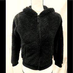 Cozy Full Zip Hoodie Size Girls Large 14 Black Cozy Fit Hoodie For Winter, Cozy Fit Black Hoodie For Winter, Warm Black Hooded Jacket For Winter, Winter Black Comfortable Outerwear, Casual Warm Black Hooded Jacket, Casual Black Warm Hooded Jacket, Warm Black Hoodie For Winter, Warm Black Casual Hooded Jacket, Cozy Black Hoodie For Cold Weather