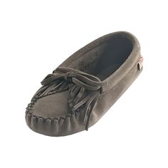 Description Details Sizing These ladies indoor moccasin slippers are extremely stylish and provide ultimate comfort. They are Canadian handmade from genuine suede leather which is extremely soft and flexible and feels amazing against your skin. They come in a beautiful gray color, however we recommend you treat the suede with a leather protector to cause them to be water resistant. The women's traditional style moccasin slippers have a unique v-shaped fringe on the vamp and rawhide laces for tig Shaped Fringe, Fringe Moccasin Boots, Soft Sole Slippers, Moccasin Shoes, Moccasin Slippers, Timberland Style, Fashionable Snow Boots, Suede Moccasins, Moccasins Mens