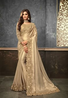 Wedding Sarees Online, Fancy Sarees Party Wear, Gaun Fashion, Party Sarees, Saree Designs Party Wear, Beautiful Sarees, Sarees Wedding, Sarees Party Wear