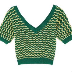 New With Tags Zara Crop Top Size Small. Trendy Green Knit Top, Chic Green Knit Tops, Green V-neck Crop Top For Fall, Green Cropped Knit Top For Spring, Green Knit Crop Top, Chic Green Knit Crop Top, Zara Trendy V-neck Crop Top, Retro Knit Tops For Spring, Summer Green V-neck Sweater