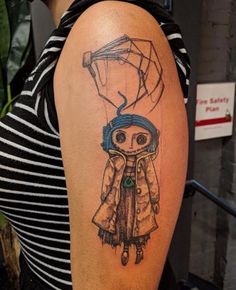 Explore 40 creative Coraline flash tattoo ideas, from mystical designs to vibrant colors, perfect for fans of the film looking to ink their love for Coraline. Coraline Flash Tattoo, Coraline Flash, Coraline Tattoo Ideas, Flash Tattoo Ideas, Coraline Tattoo, Tim Burton Tattoo, Indie Tattoo, Spooky Tattoos, Pretty Tattoos For Women