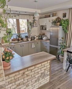 the kitchen is clean and ready for us to use in its new owner's home