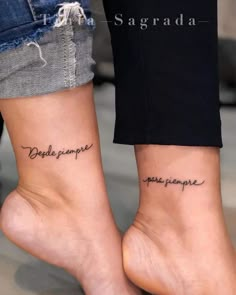 two people with matching tattoos on their legs that say, don't be afraid to make