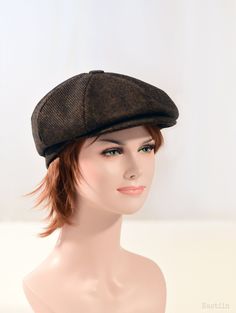 Shop elegant brown and black wool hat with visor for women and men to complement a casual look or give a great Christmas gift! All our hats are made by us with great care and love in our handmade fashion design studio. ■ MADE TO ORDER: up to 3-5 business days from payment date (before shipping) ■ Size chart: see photo #2 ■ Size adjustable with invisible elastic band sewn in at back ■ Made of premium quality coat wool fabric in beautiful black and ginger with diagonal texture ■ Additional colors Newsie Hat, Womens Newsboy Cap, Hat Photoshoot, News Boy Cap, Peaky Blinders Hat, Fashion Design Studio, Black Wool Hat, Fashion Designer Studio, Cabbie Hat